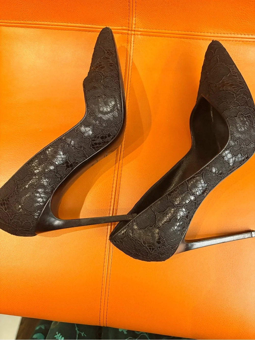 Saint Laurent Black Lace Pointed Pumps with Textured Overlay - Picture 3 of 8
